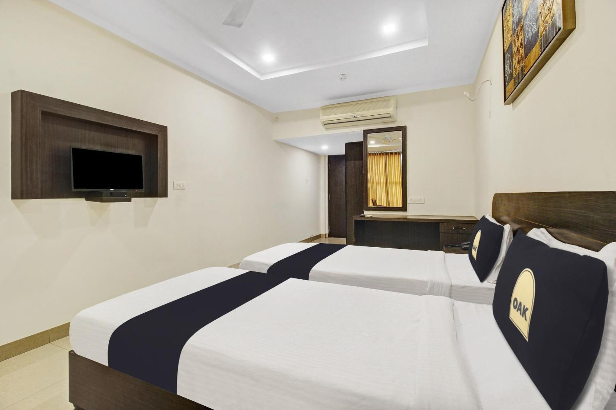 Hotel Super Townhouse Oak Lb Nagar Ramoji Hajdarabad Zewnętrze zdjęcie